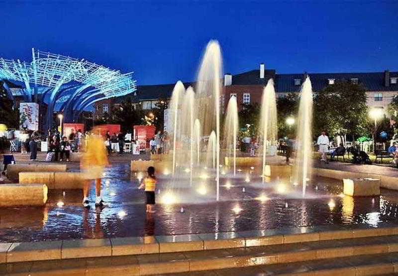 Courtyard Dallas Addison Midway Luaran gambar