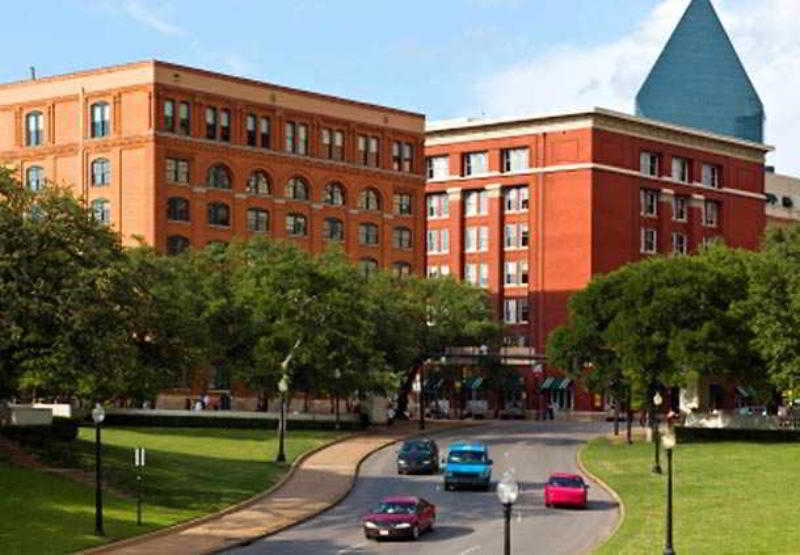 Courtyard Dallas Addison Midway Luaran gambar